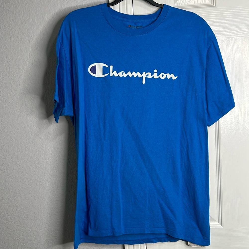 Champions blue men’s size large‎ shirt